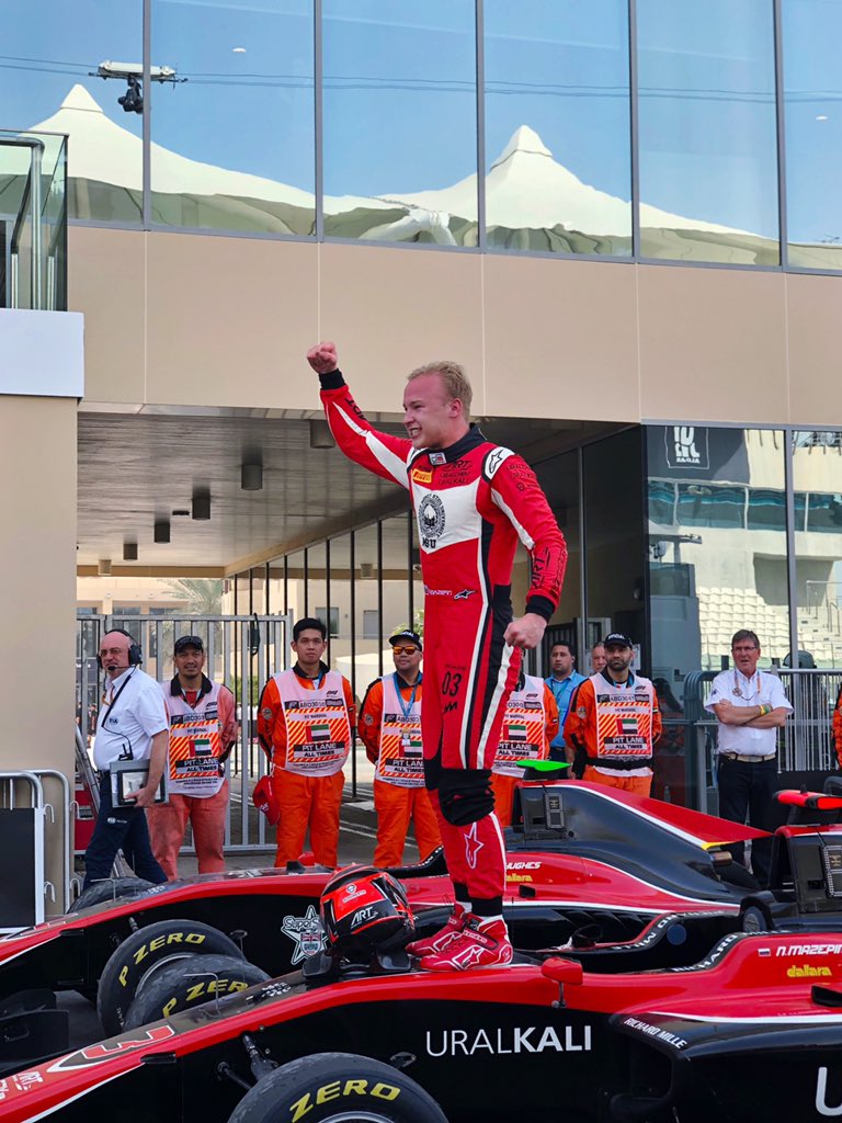 GP3 v Yas Marině: Vítězem historicky posledního závodu se stal Mazepin