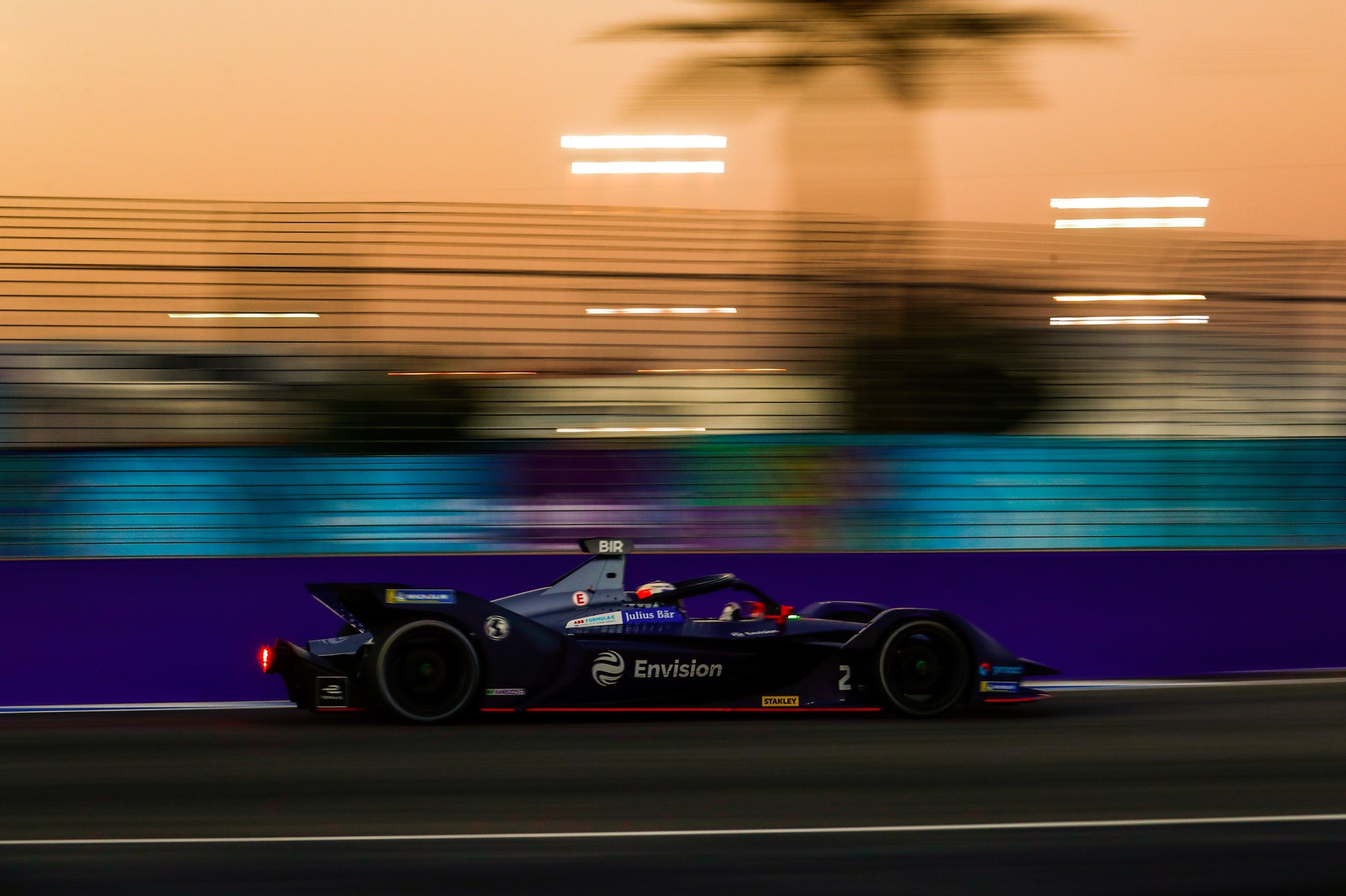 Formule E v Marrakeši: Pole position vybojoval i s poškozeným vozem Bird Formule E v Marrakeši: Pole position vybojoval i s poškozeným vozem Bird