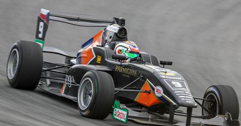 Petr Ptáček má za sebou premiéru v Toyota Racing Series
