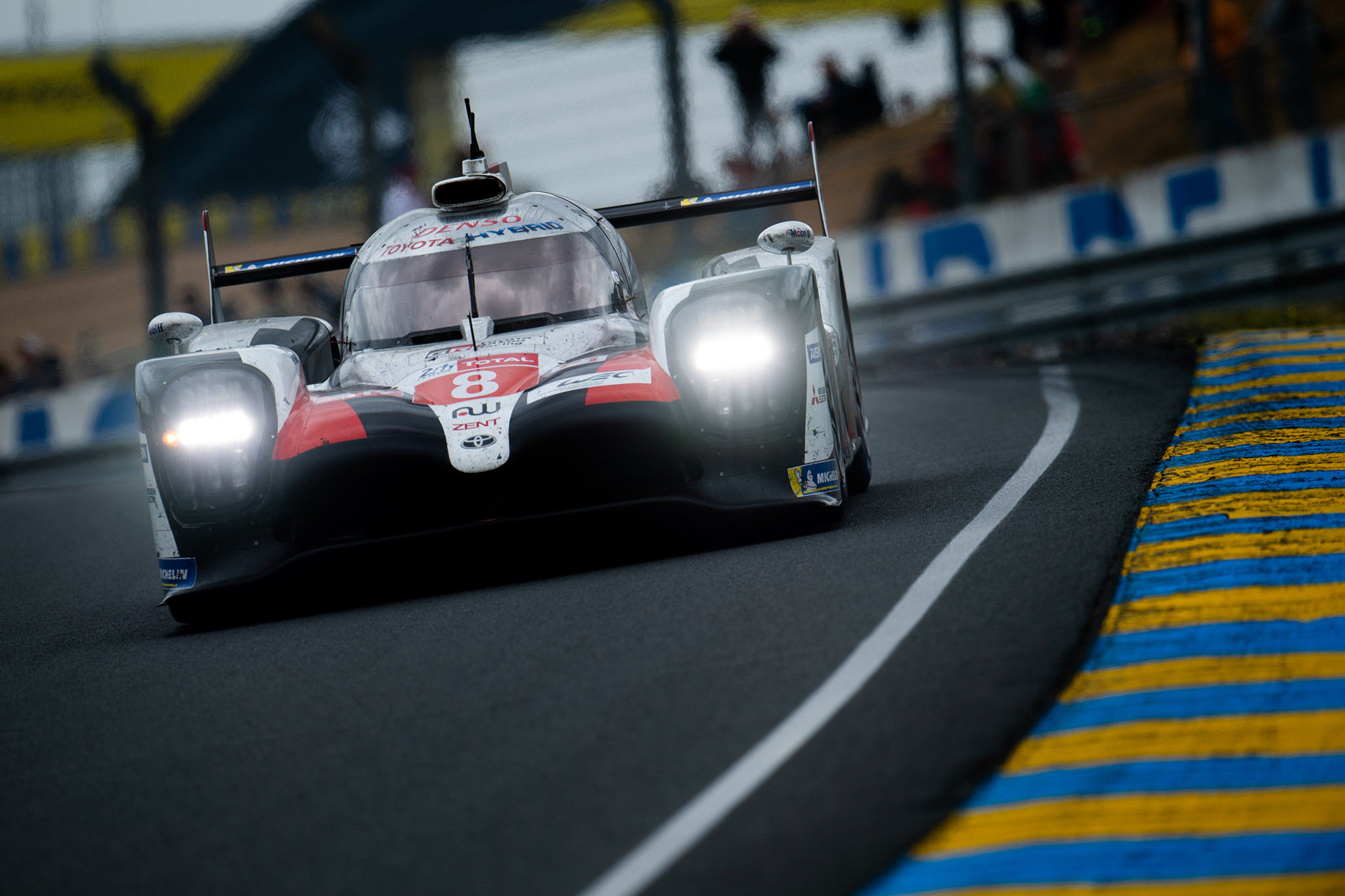 24h Le Mans – Vadný senzor přihrál vítězství druhé Toyotě #8