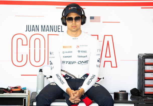 Correa: Řízení vozu F2 si užívám