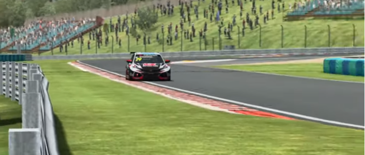 Galáš vybojoval v úvodním podniku eSports WTCR bronz