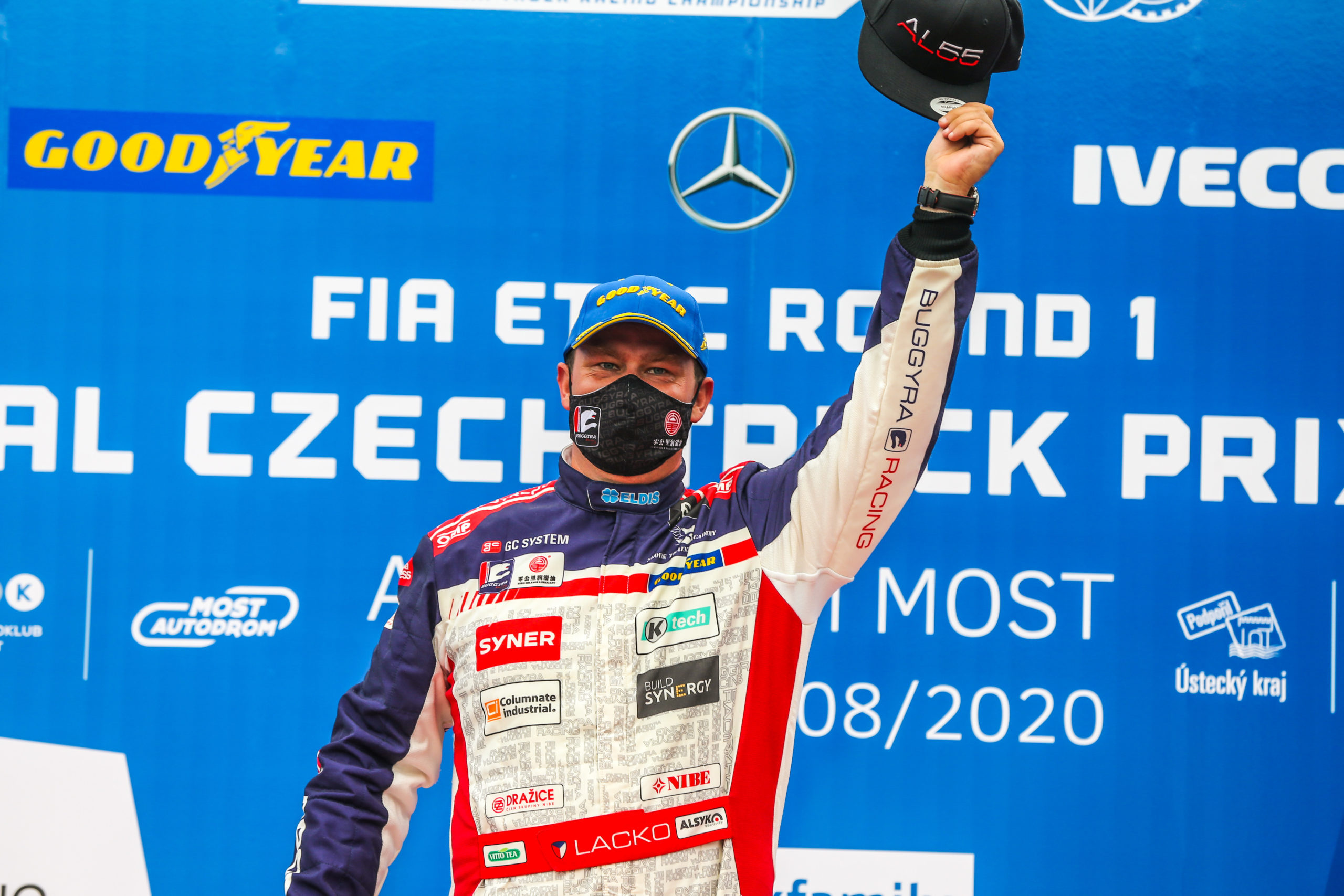 Lacko vybojoval před domácím publikem vítězství Lacko vybojoval před domácím publikem vítězství