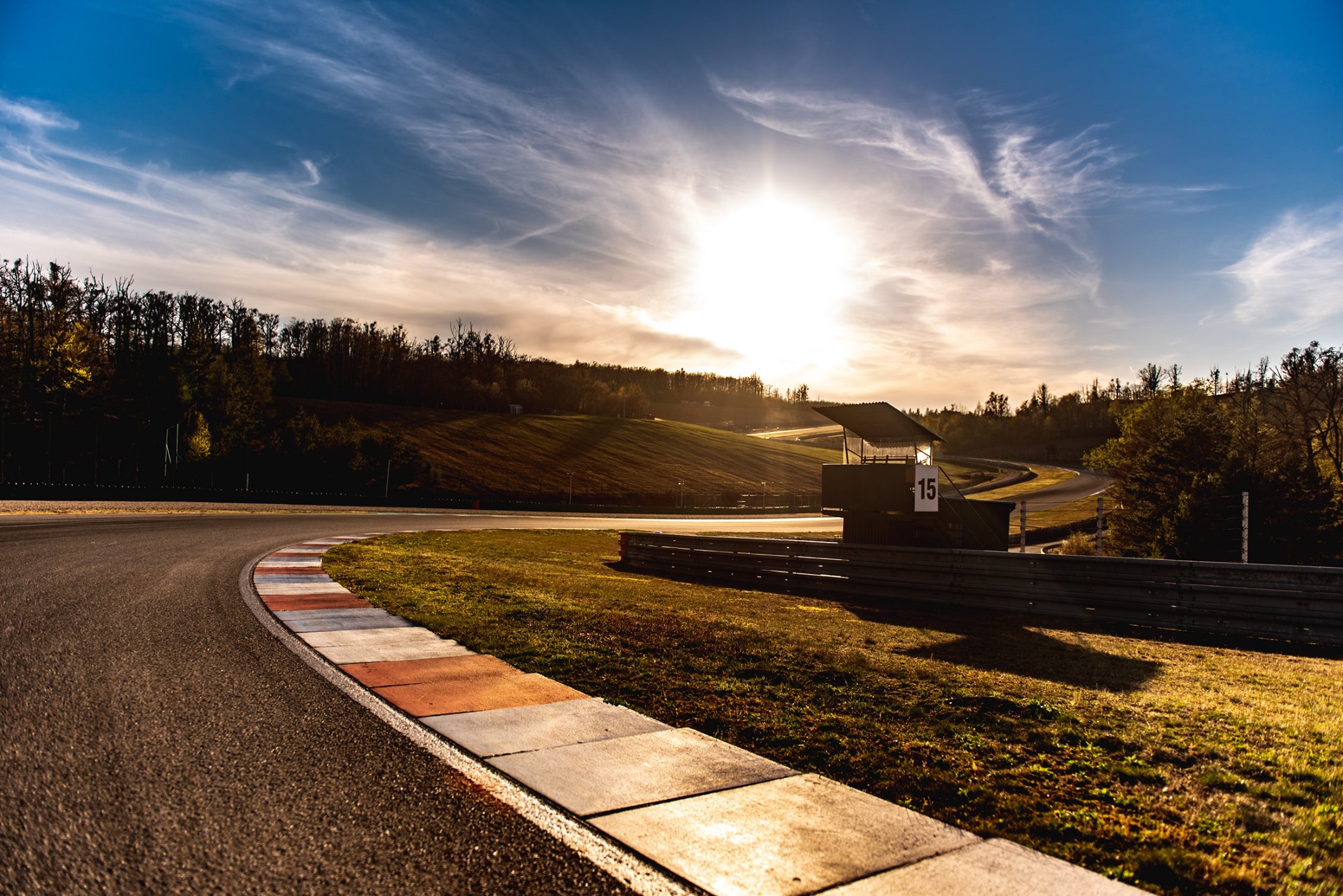 Sezona 2021 na Masarykově okruhu: Ferrari Challenge nebo Boss GP